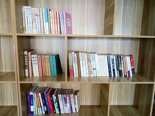 1498101713462729.jpg 圖書(shū)室-(2).jpg