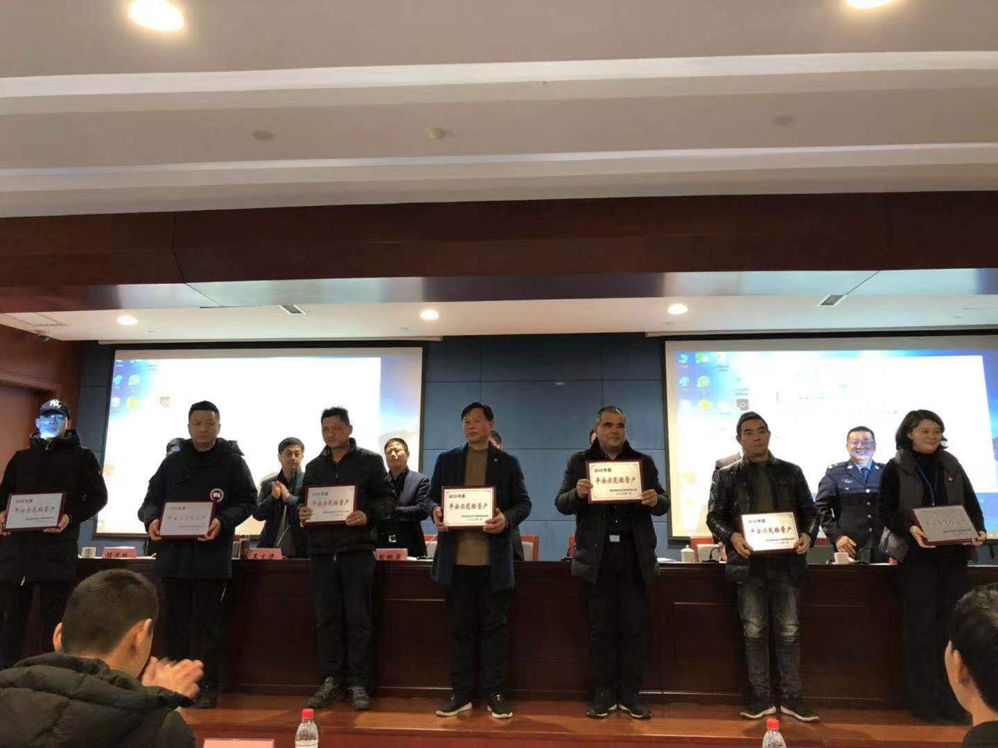 1579570617588334.jpg 1579570617588334.jpg