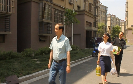 慰問(wèn)社區困難群眾