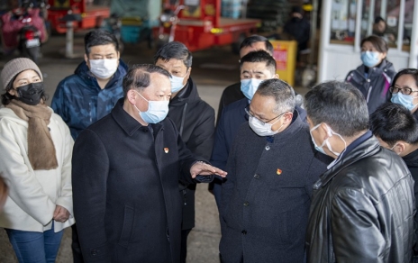 嘉興市委常委、嘉興經(jīng)開(kāi)區黨工委書(shū)記陳利眾蒞臨我司指導防疫保供工作