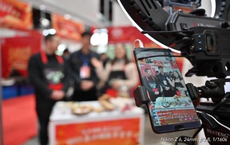 “嘉昕小廚房”走上“2023嘉興煥新年貨節”， 共同助力促進(jìn)脫貧地區優(yōu)質(zhì)農產(chǎn)品 銷(xiāo)售擴渠增效！