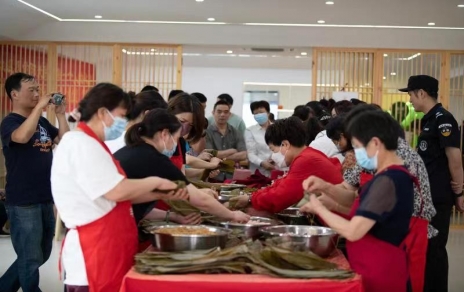 組團共建、服務(wù)民生---這里的黨群服務(wù)中心格外有溫度