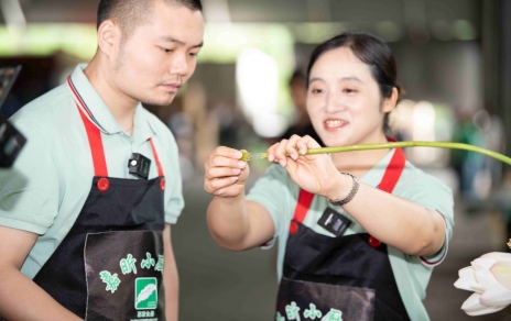 我公司員工姚穎喜獲“浙江財貿工匠”稱(chēng)號